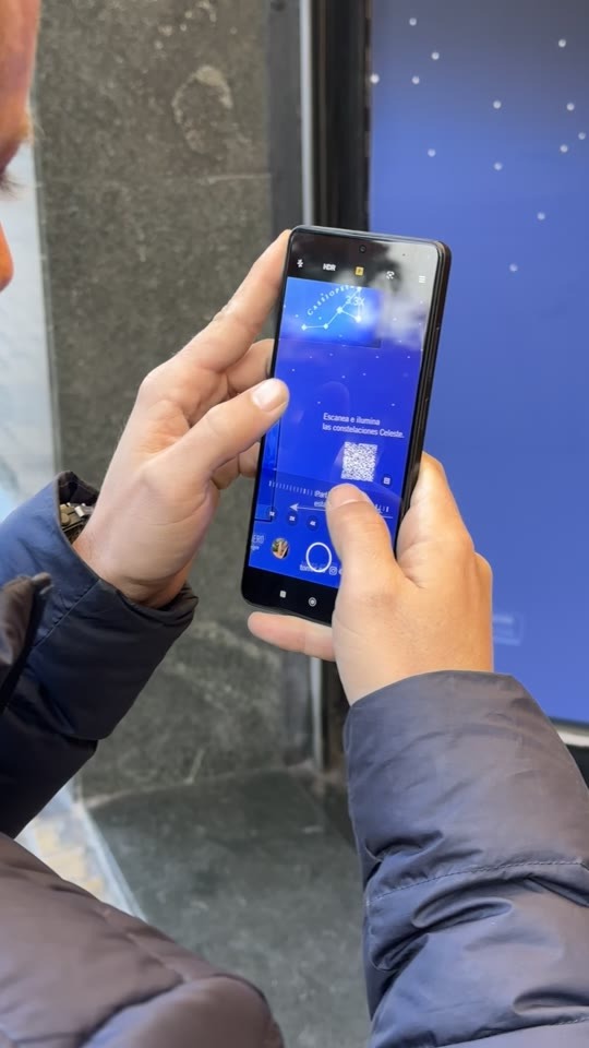 Interactive LED panel at Licorería Lafuente, Barcelona - Bodegas Torres Celeste storefront